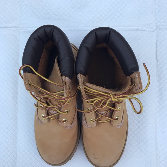 Timberland Women/Junior Lugs Ankle Boot - Picture 4 of 9